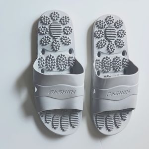 Gray Mens Sandals Slippers Slides  10-11.5 US (44-45 EU)